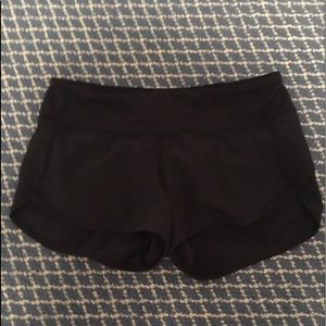 Lululemon speed up short 2.5 with liner